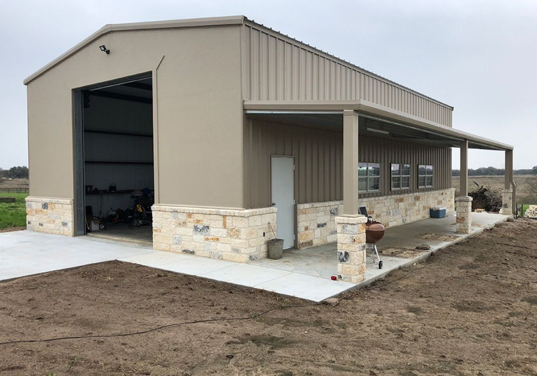 Custom metal garage building in Georgia by Two Way Buildings