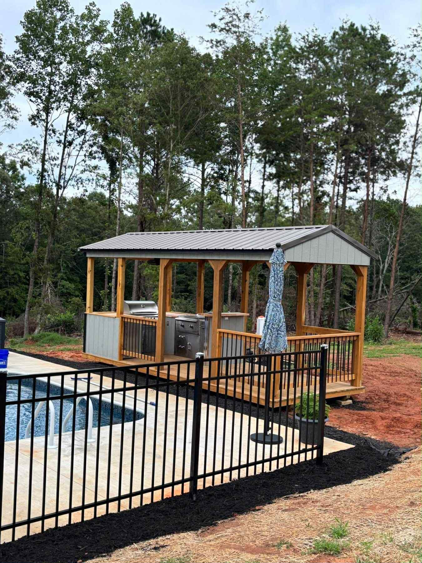 Premier Oasis portable backyard kitchen pavilion in Waycross GA