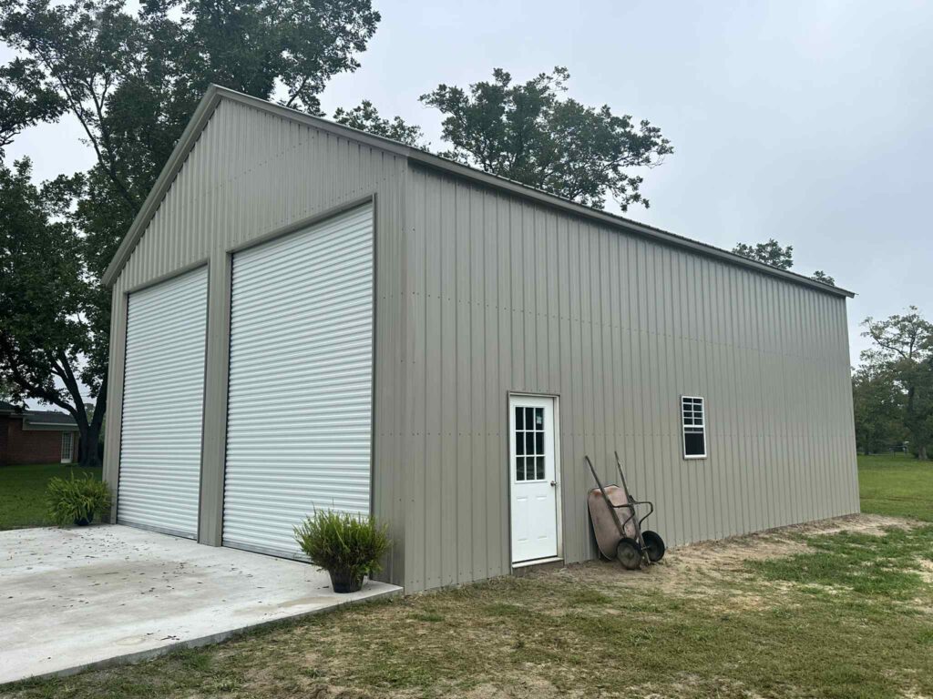 Insulated metal building in Georgia with custom steel framing