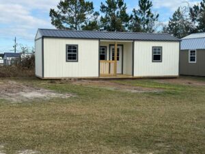 12x32 Center Cabin - Waycross Georgia